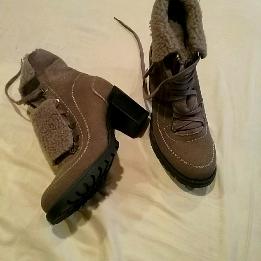Faux suede winter boots